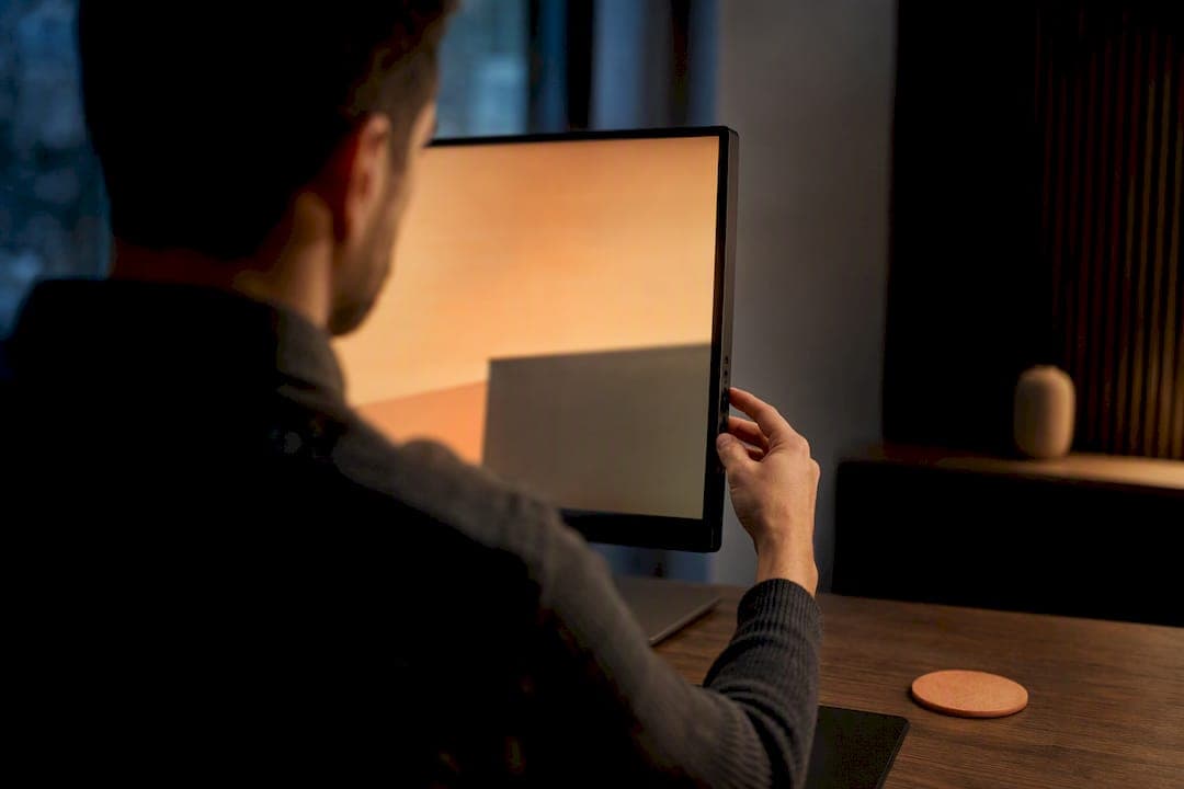 Make Your Screen Warmer Tonight: Quick Device Fixes and Lumina